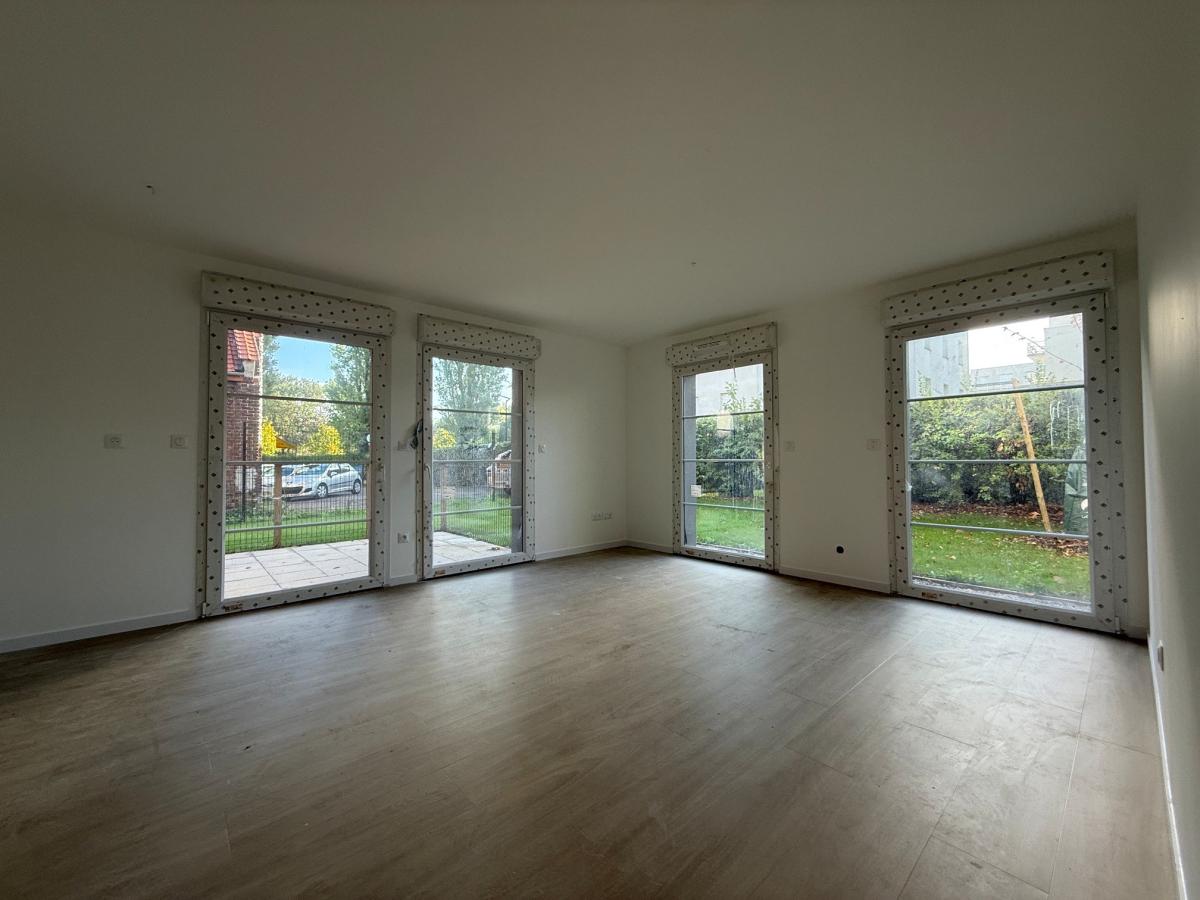 3 pièces - RDC - 64m² - 869,96 € - Photo #1
