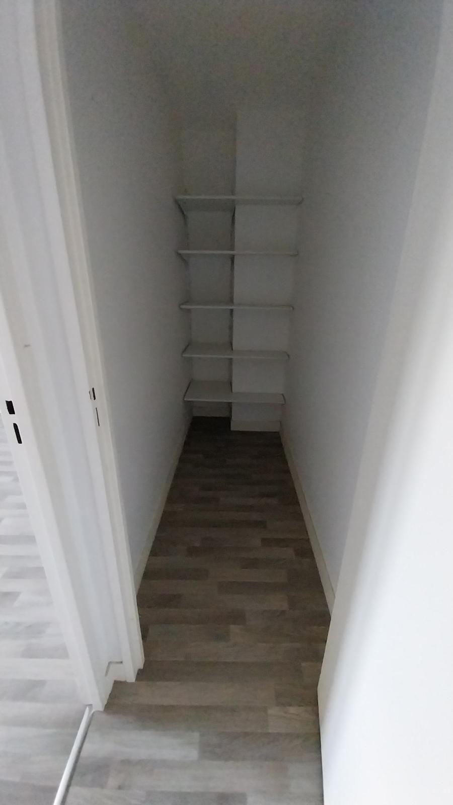 
																																							1 pièce - 
																																						RDC - 43m² - 450,63 € - Photo #2