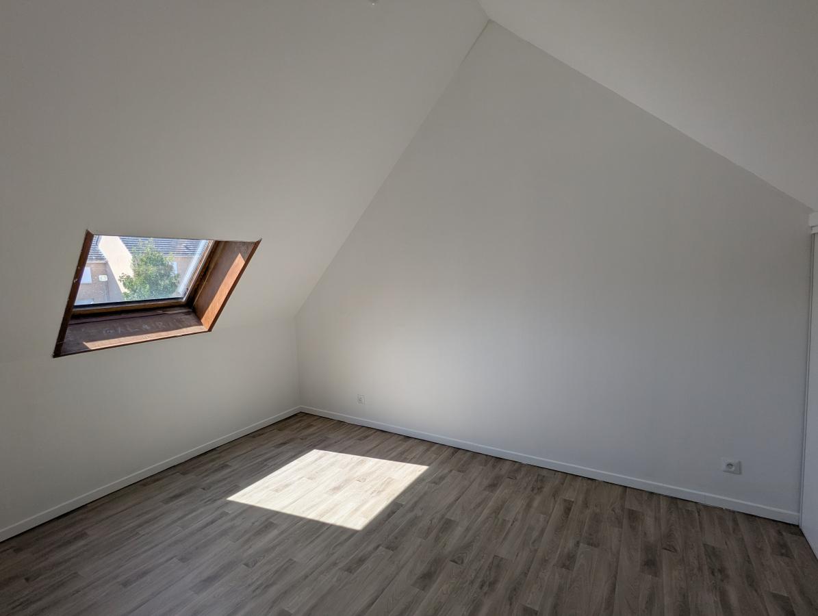 
																																							5 pièces - 
																																						RDC 185 000 € - Photo #6