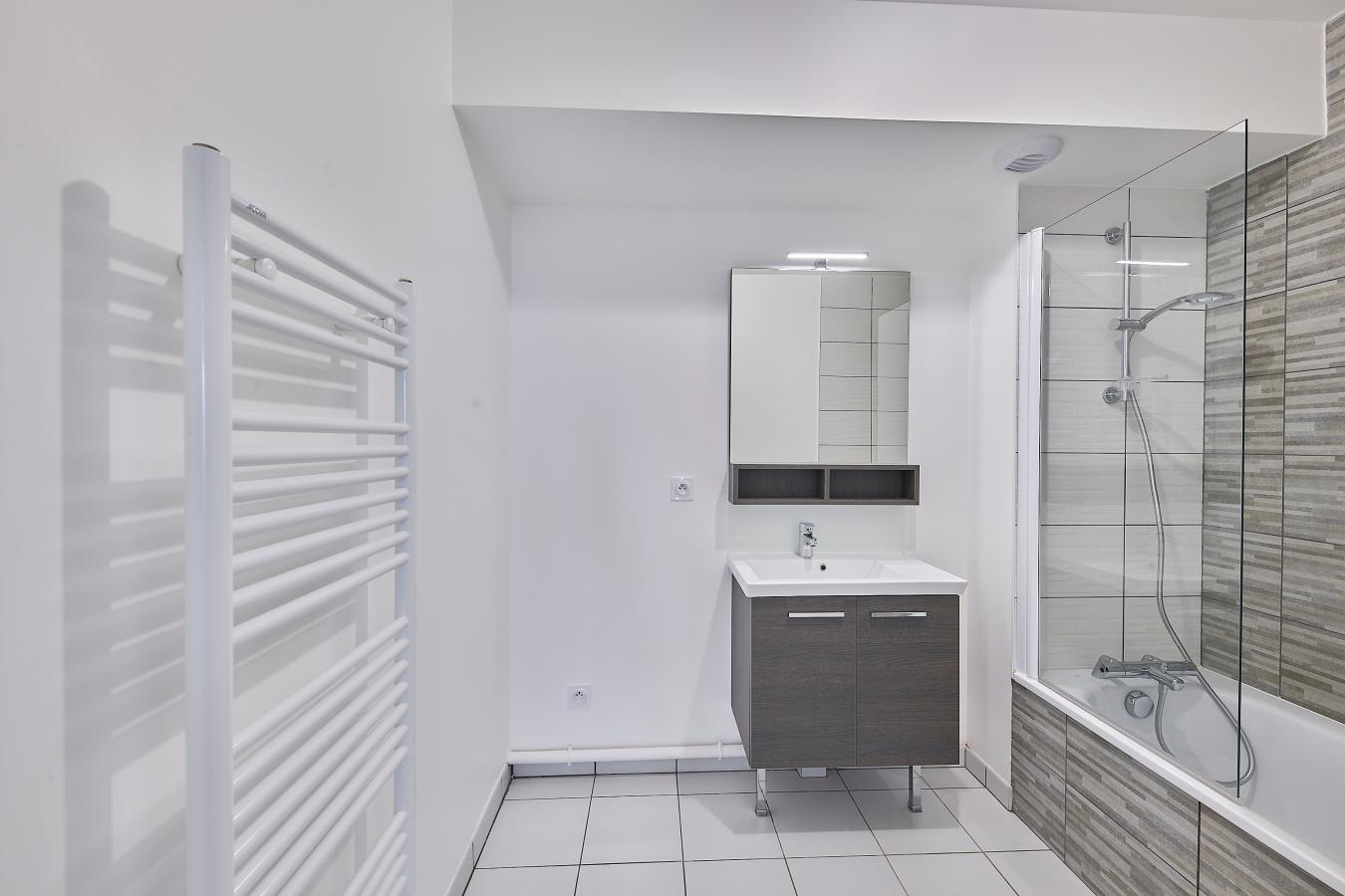 
																																							3 pièces - 
																																						1er étage - 63m² - 780,17 € - Photo #5