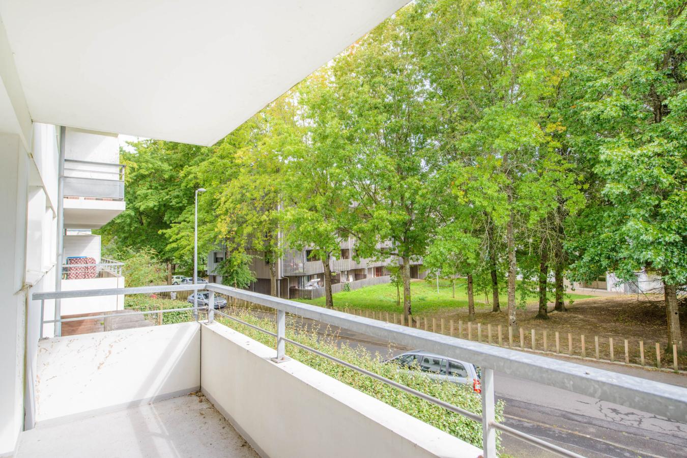 
																			3 pièces - 
																		1er étage - 70m² - 152 000 € - Photo #5