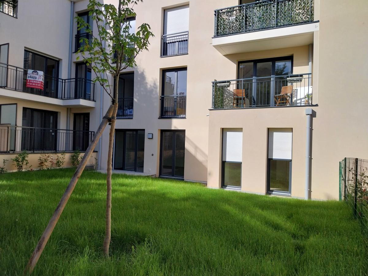 
																																							2 pièces - 
																																						2ème étage - 45m² - 1 016,25 € - Photo #3