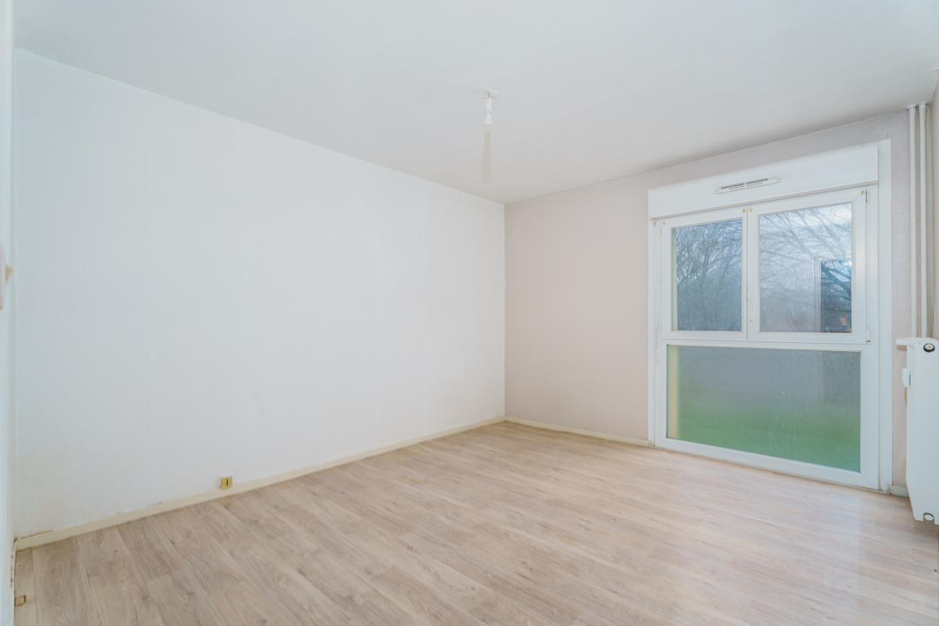 
																																							3 pièces - 
																																						1er étage - 68m² - 598,68 € - Photo #3