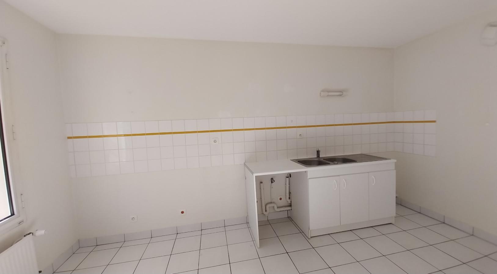 
																			3 pièces – 
																		1er étage – 67m² - 885,67 € - Photo #3