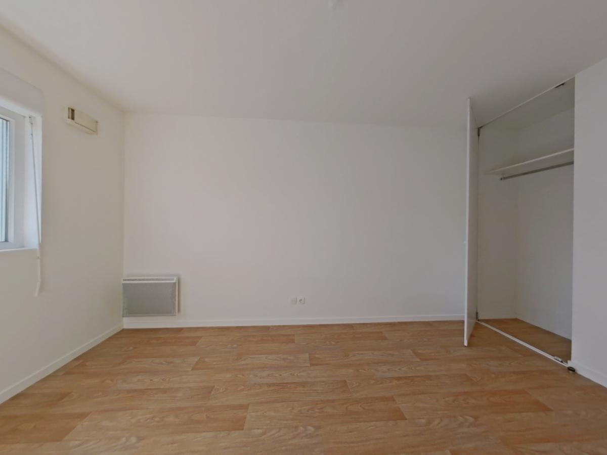 
																																							3 pièces - 
																																						3ème étage - 68m² - 763,64 € - Photo #6