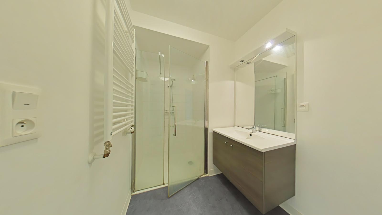 
																																							3 pièces - 
																																						2ème étage - 67m² - 760,64 € - Photo #6