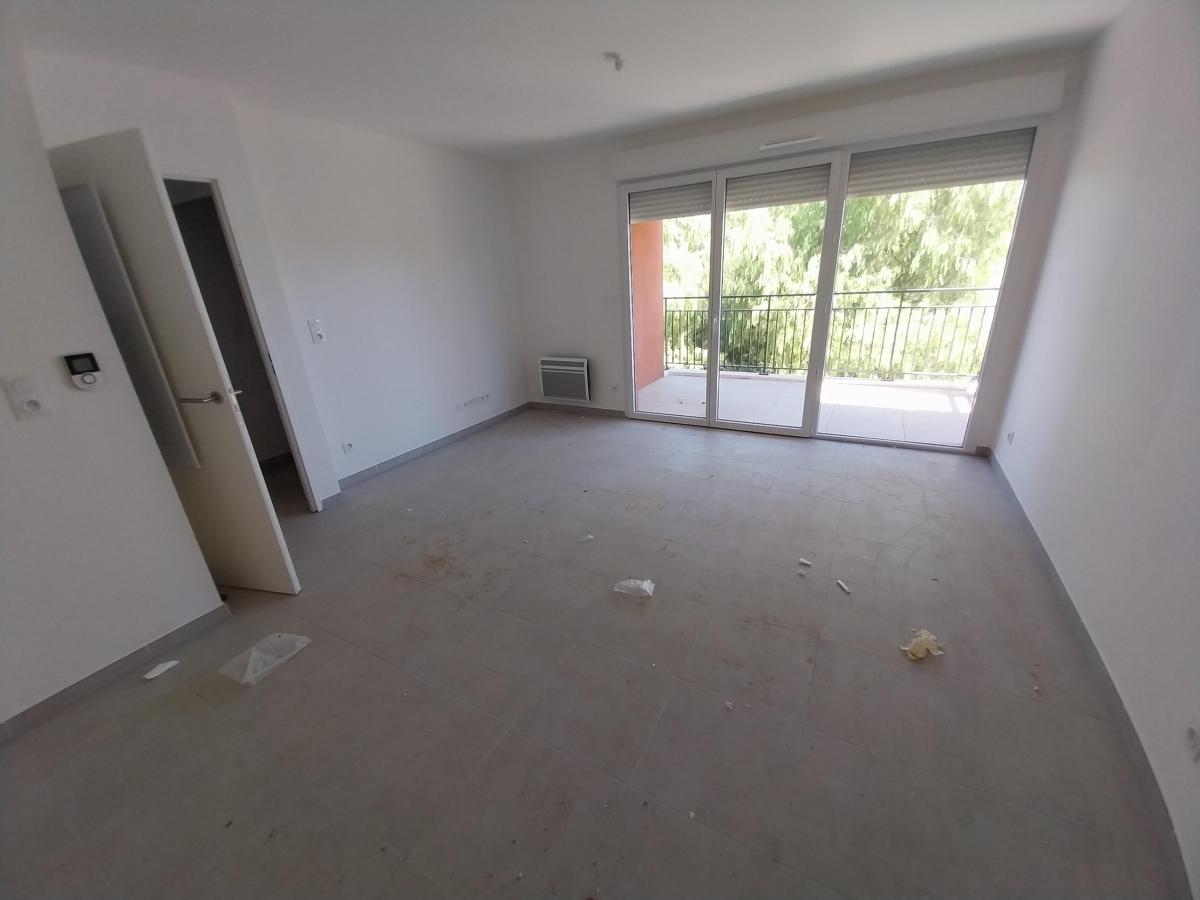 2 pièces - 1er étage - 44m² - 799,43 € - Photo #3