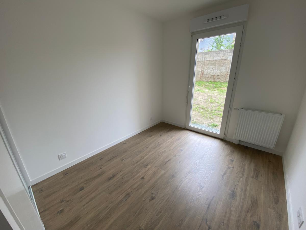 
																																							3 pièces - 
																																						RDC - 63m² - 818,35 € - Photo #5