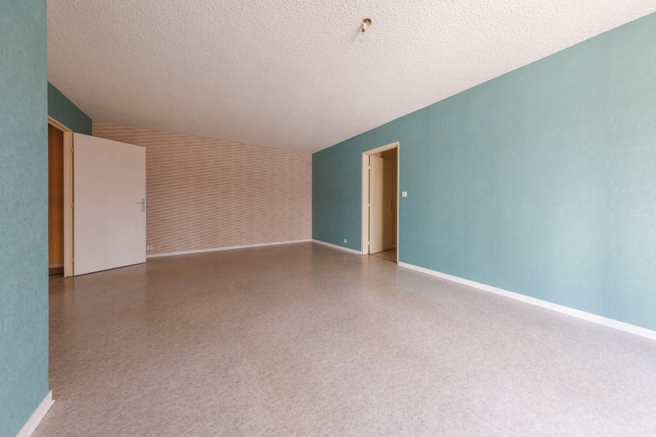 
																			3 pièces - 
																		RDC - 76m² - 130 000 € - Photo #3