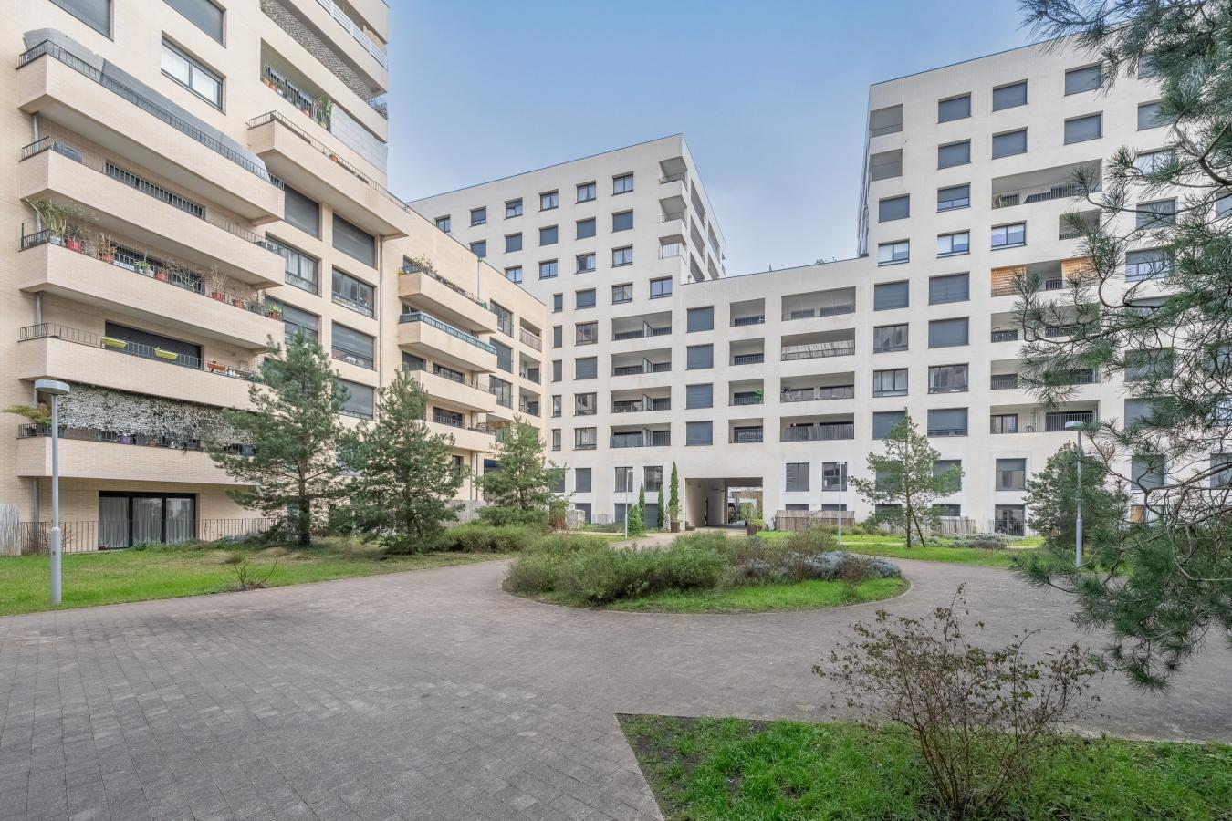 4 pièces - 2ème étage - 85m² - 1 104,92 € - Photo #0
