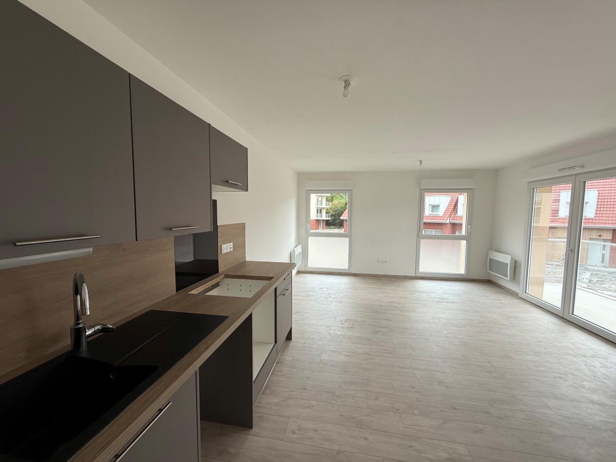 
																																							3 pièces - 
																																						1er étage - 64m² - 812,24 € - Photo #5