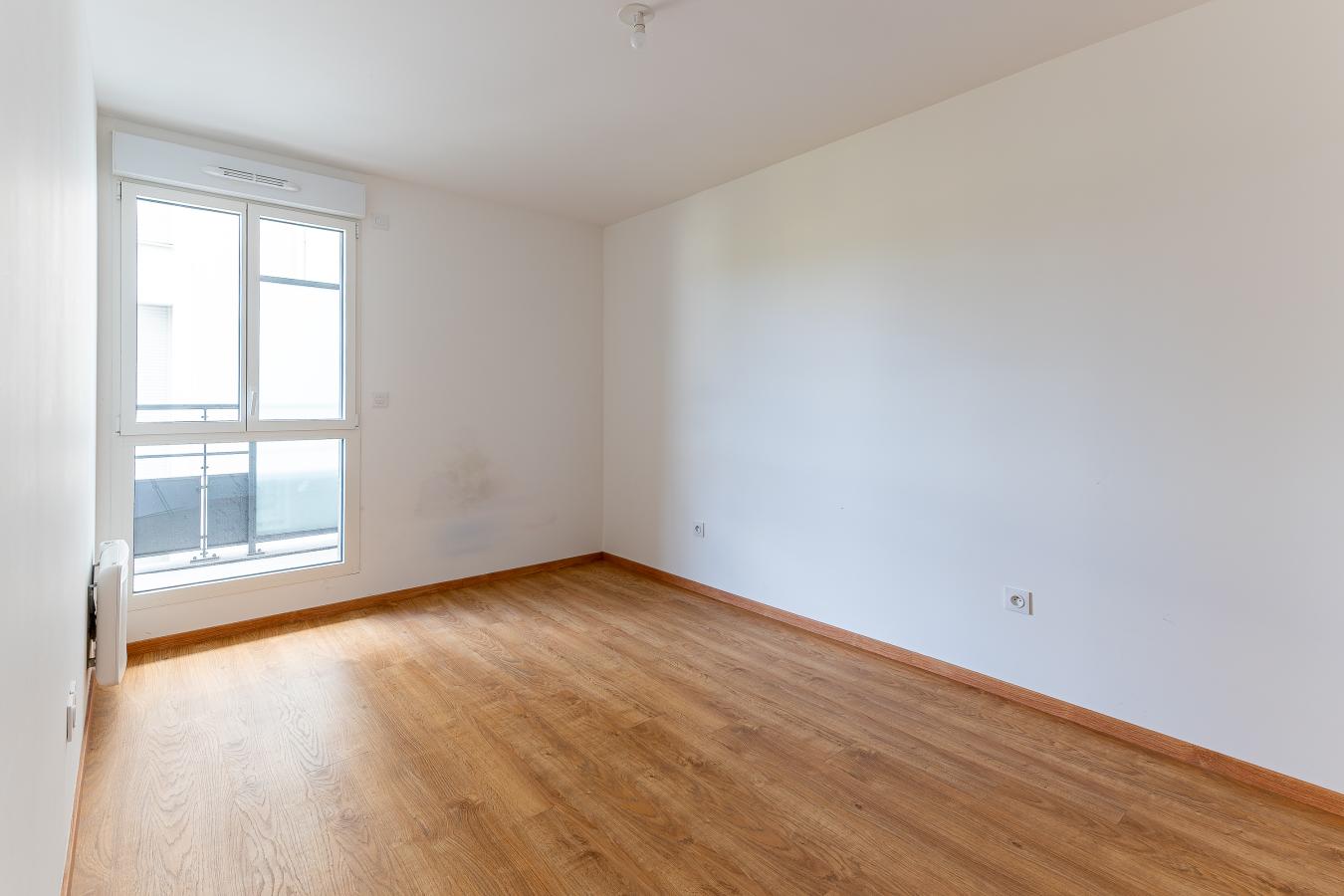
																																							2 pièces - 
																																						1er étage - 40m² - 726,86 € - Photo #5
