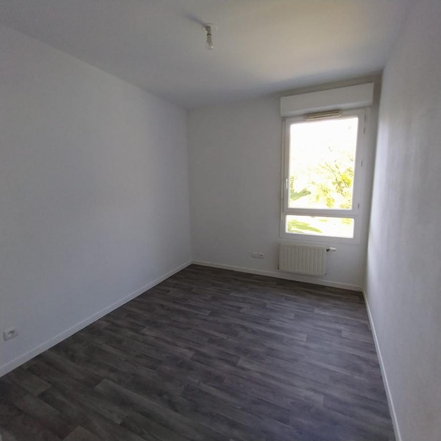 
																			3 pièces - 
																		3ème étage - 69m² - 179 000 € - Photo #4