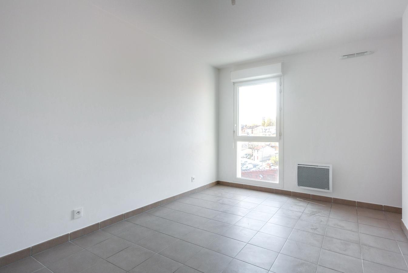 
																			3 pièces - 
																		2ème étage - 64m² - 817,44 € - Photo #3