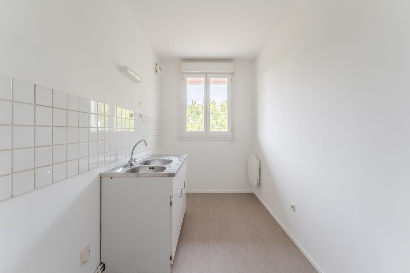 
																			3 pièces - 
																		6ème étage - 63m² - 171 000 € - Photo #2