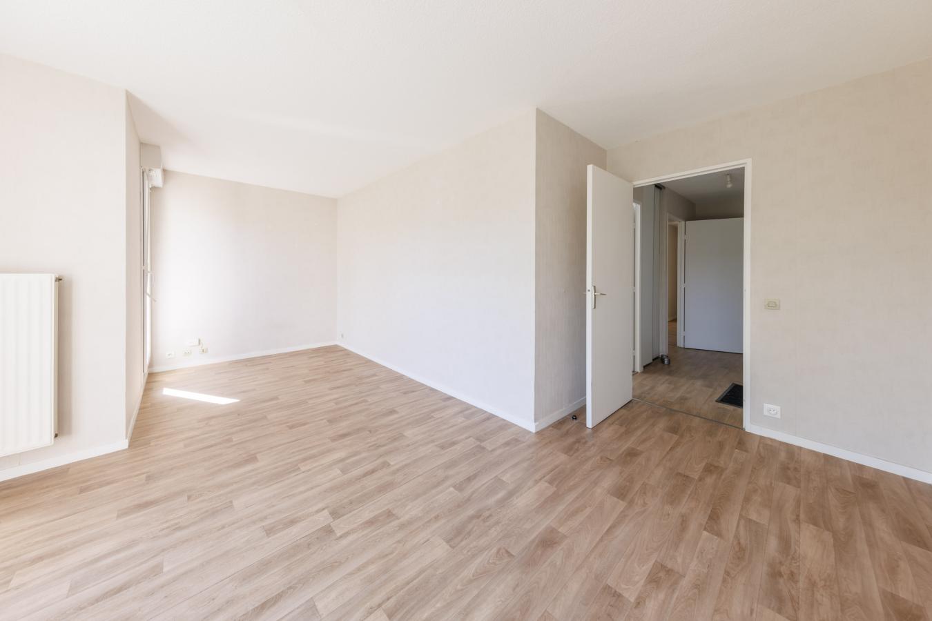 
																																							3 pièces - 
																																						1er étage - 60m² - 721,06 € - Photo #2