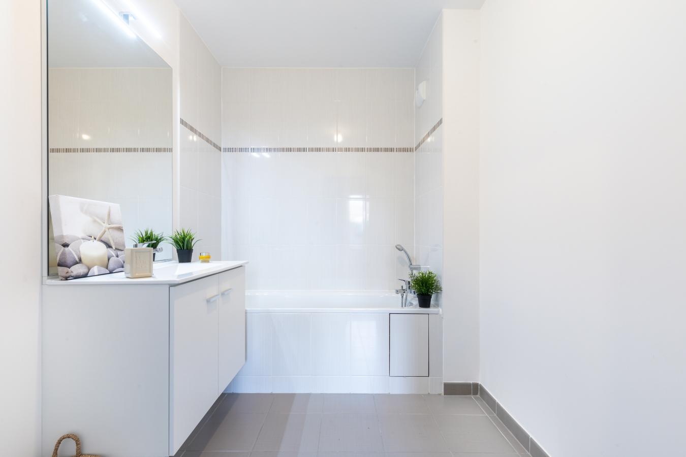 
																																							3 pièces - 
																																						2ème étage - 62m² - 1 015,78 € - Photo #1