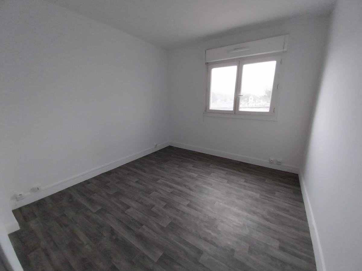 
																			4 pièces - 
																		1er étage - 71m² - 285 000 € - Photo #1