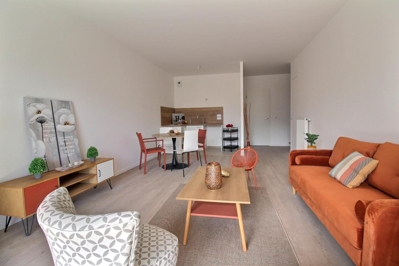 3 pièces - 2ème étage - 67m² - 1 464,87 € - Photo #1