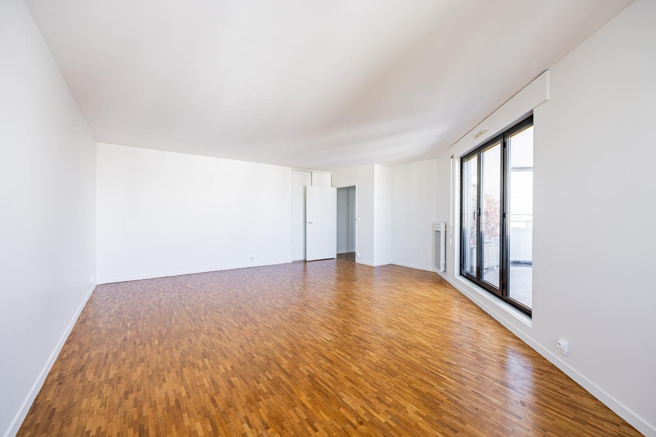 
																																							2 pièces - 
																																						9ème étage - 66m² - 630 000 € - Photo #5