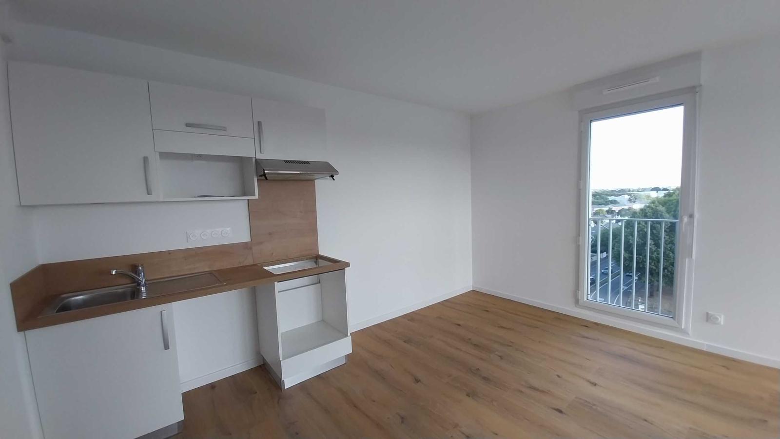 4 pièces - 8ème étage - 79m² - 1 121,87 € - Photo #1