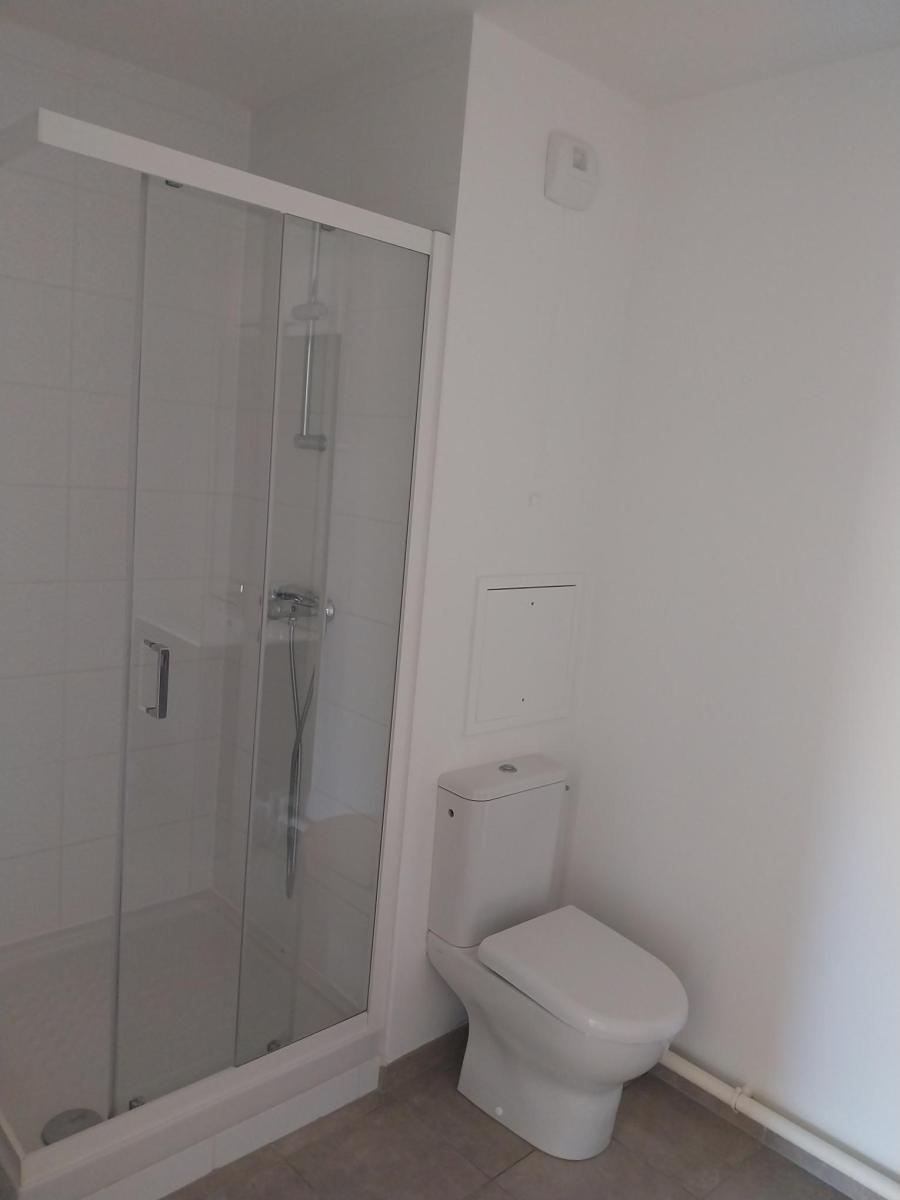 
																																							2 pièces - 
																																						3ème étage - 47m² - 1 004,27 € - Photo #6