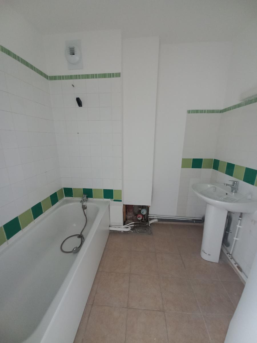
																			4 pièces - 
																		9ème étage - 71m² - 877,43 € - Photo #4