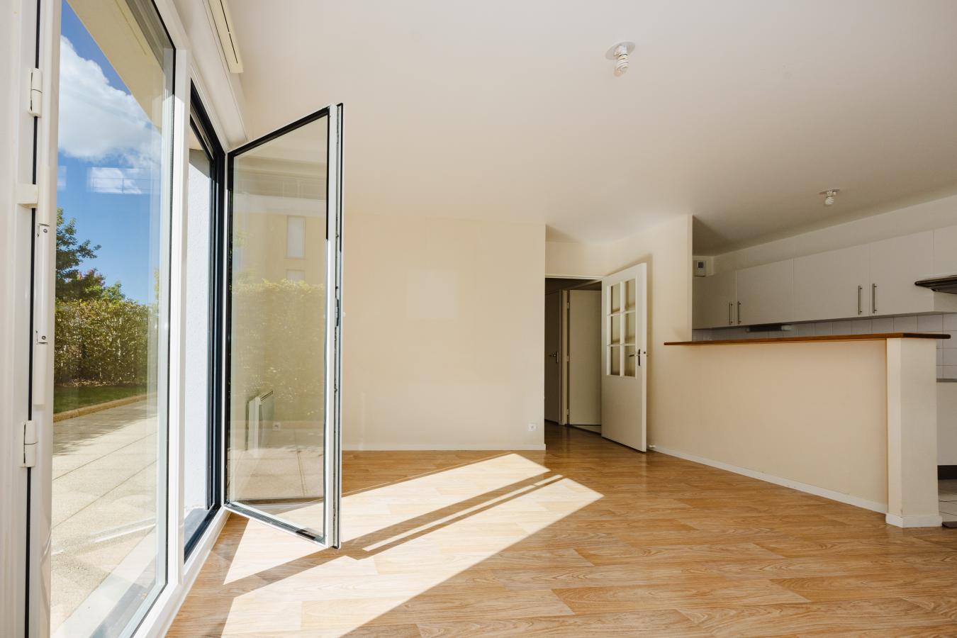 3 pièces - RDC - 65m² - 189 000 € - Photo #2