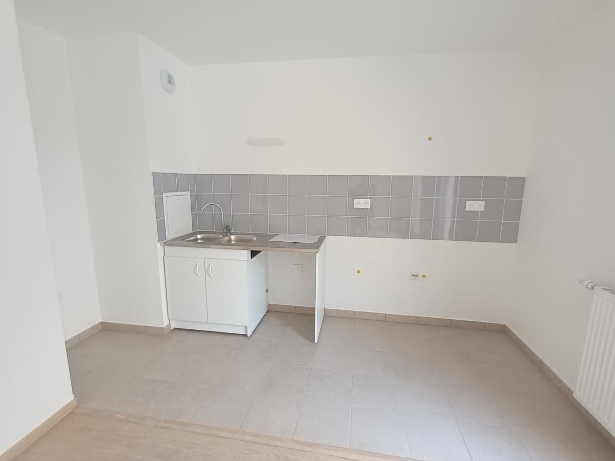 3 pièces - 1er étage - 63m² - 1 162,51 € - Photo #1