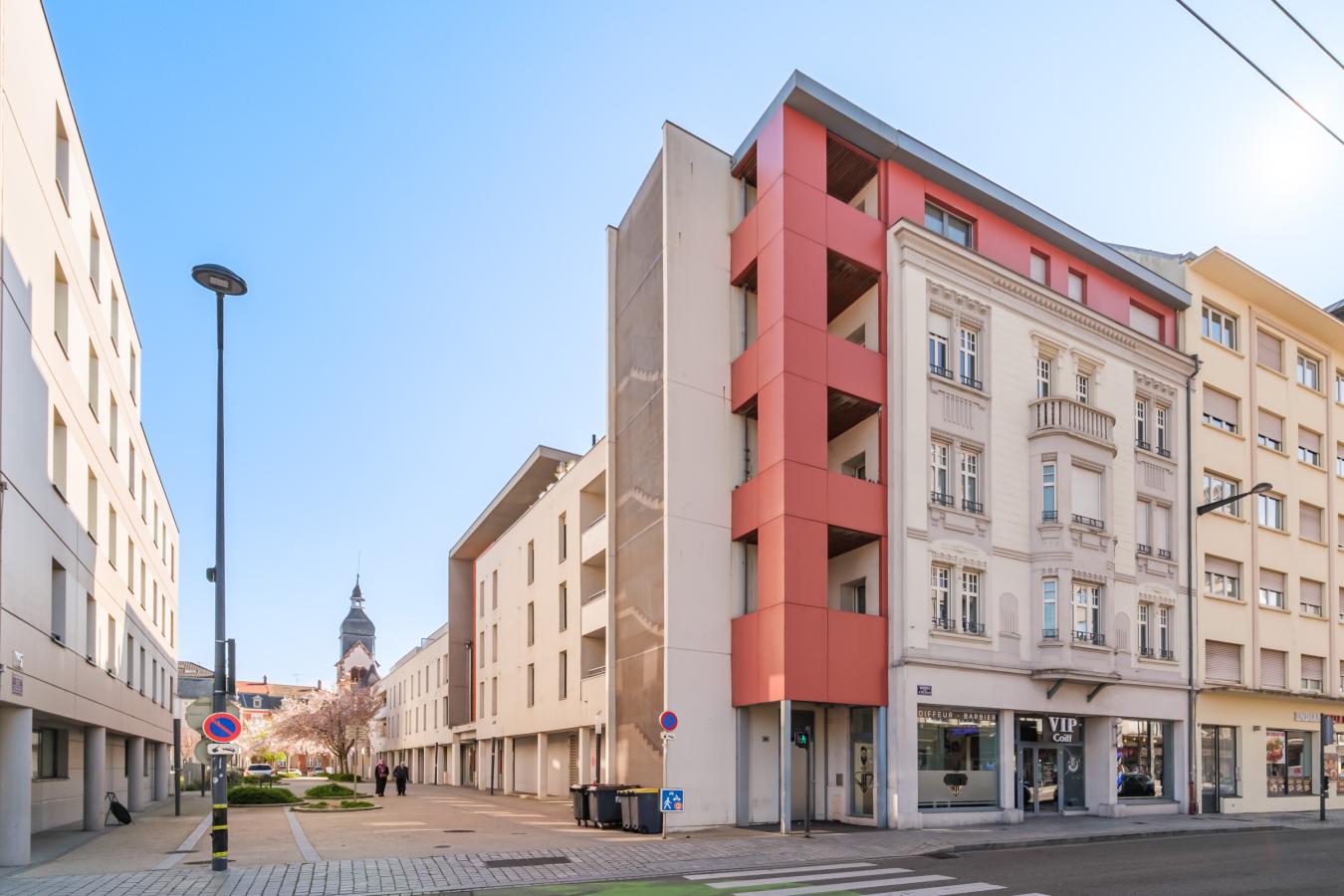 
																			3 pièces - 
																		2ème étage - 76m² - 809,53 € - Photo #2