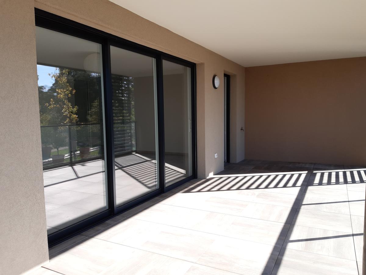 
																			4 pièces - 
																		RDC - 83m² - 1 880,48 € - Photo #4