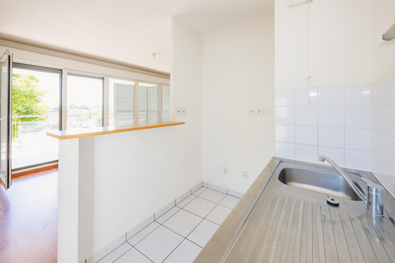 
																			3 pièces - 
																		3ème étage - 58m² - 219 000 € - Photo #2
