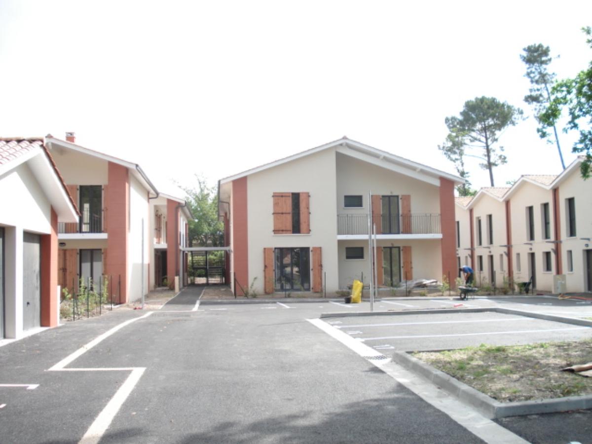 
																																							3 pièces - 
																																						1er étage - 57m² - 833,25 € - Photo #3