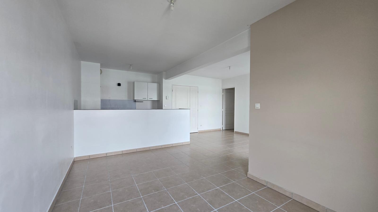 
																																							2 pièces - 
																																						4ème étage - 49m² - 796,62 € - Photo #1