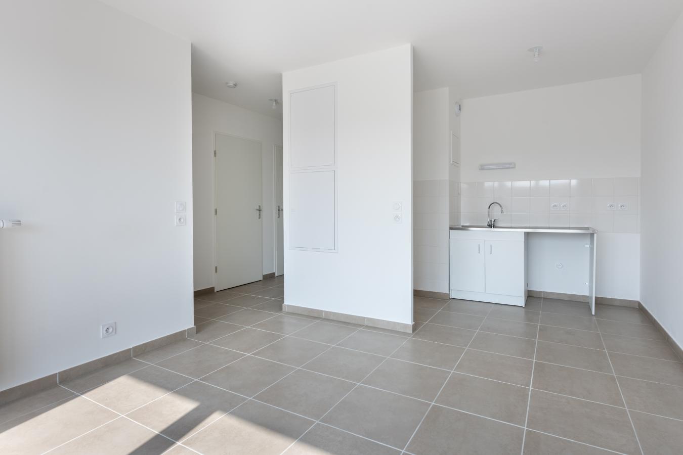 
																																							3 pièces - 
																																						1er étage - 65m² - 1 243,43 € - Photo #1