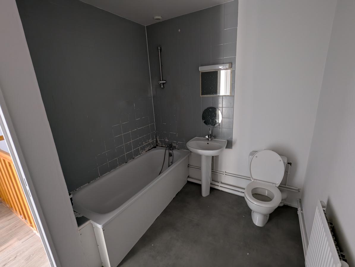 
																			5 pièces - 
																		RDC - 0m² - 139 000 € - Photo #5