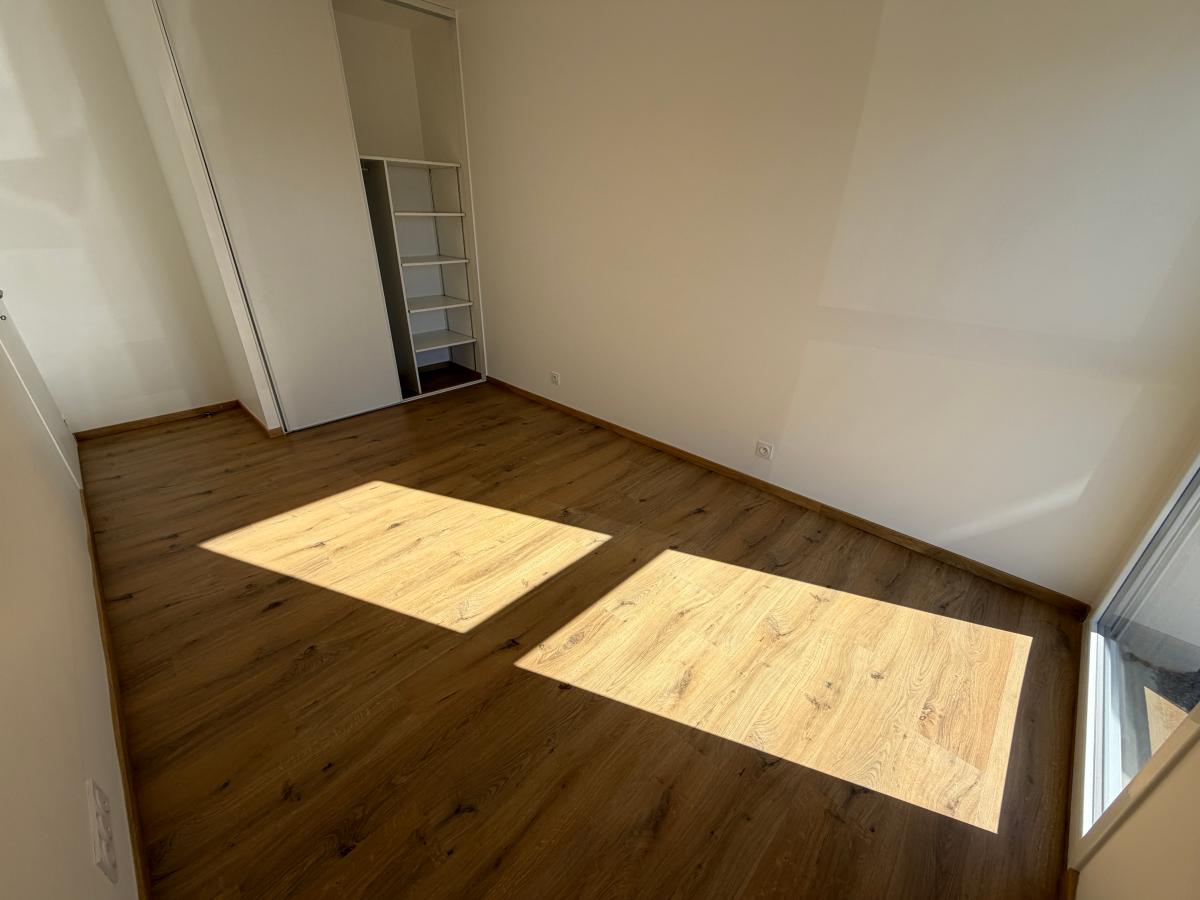 4 pièces - RDC - 83m² - 815,13 € - Photo #5