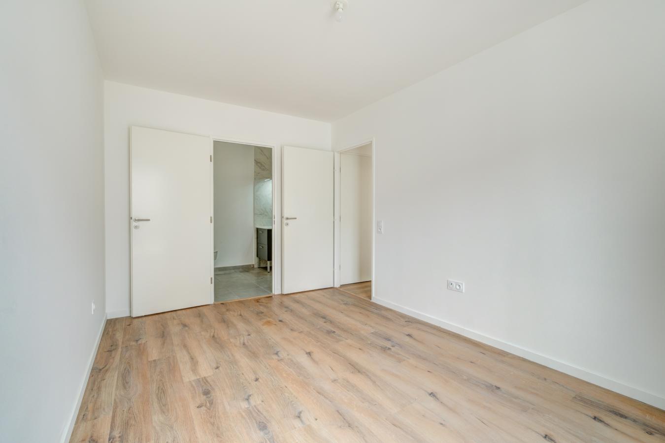 
																			4 pièces - 
																		3ème étage - 84m² - 1 397,05 € - Photo #3
