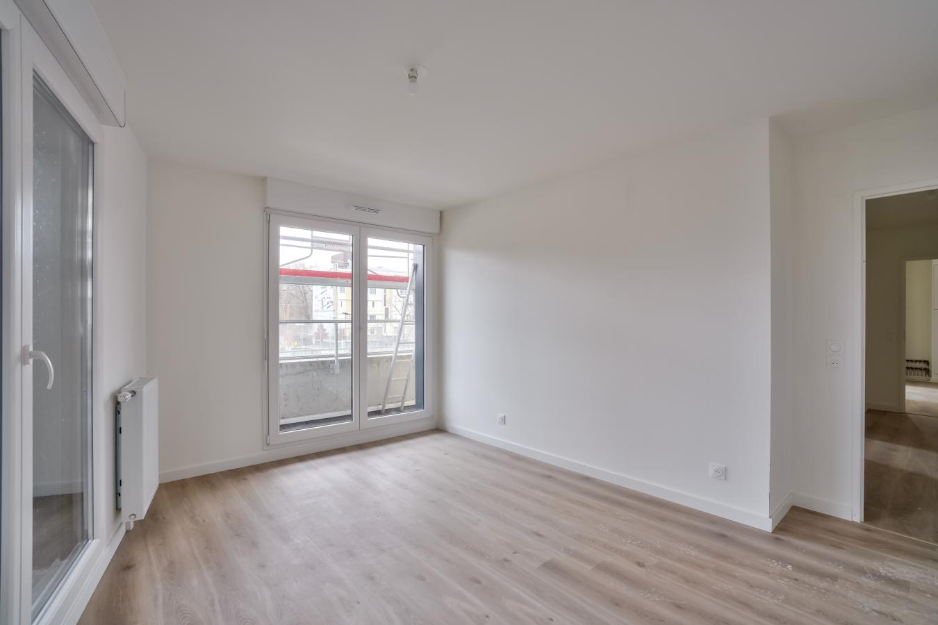 
																			4 pièces - 
																		5ème étage - 82m² - 1 634,35 € - Photo #3