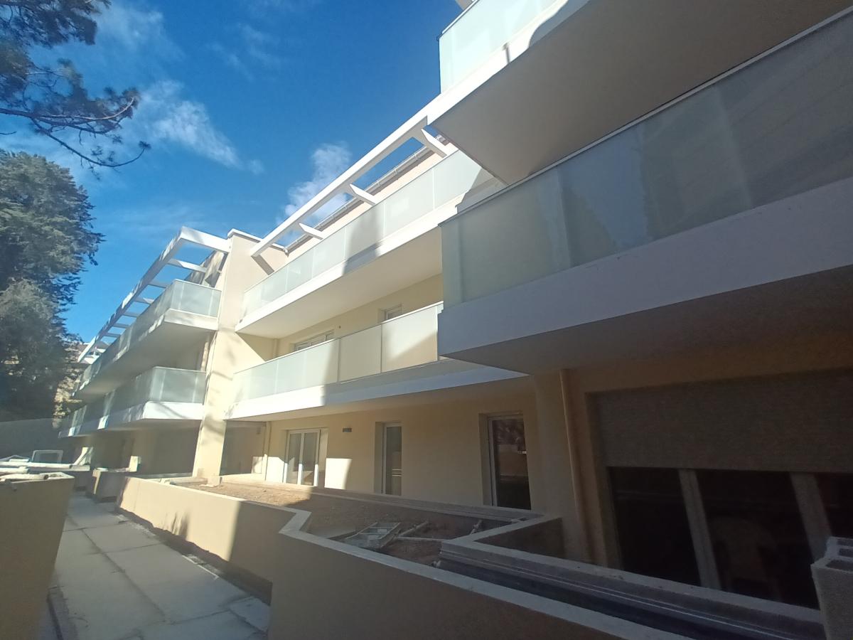 
																																							3 pièces - 
																																						1er étage - 70m² - 1 155,19 € - Photo #5