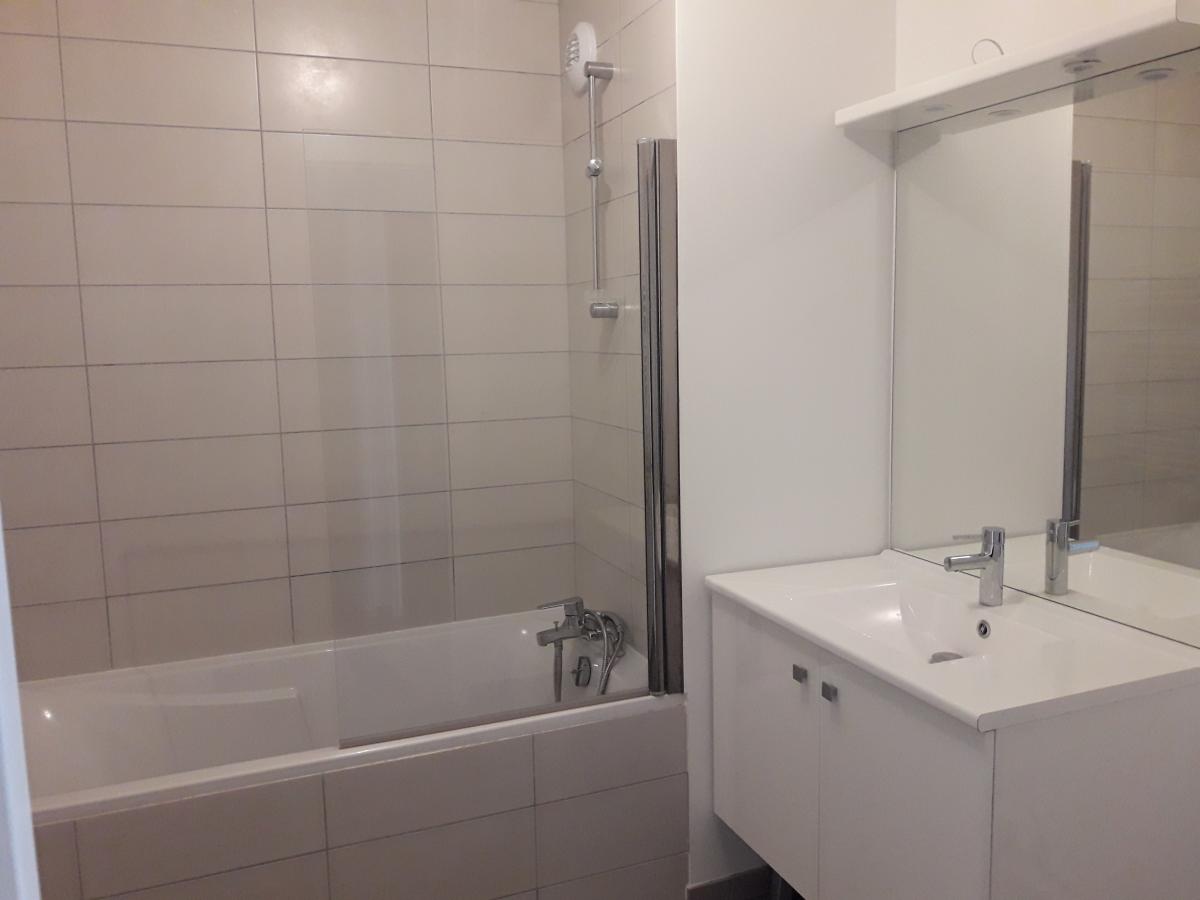 
																																							3 pièces - 
																																						3ème étage - 63m² - 752,31 € - Photo #6