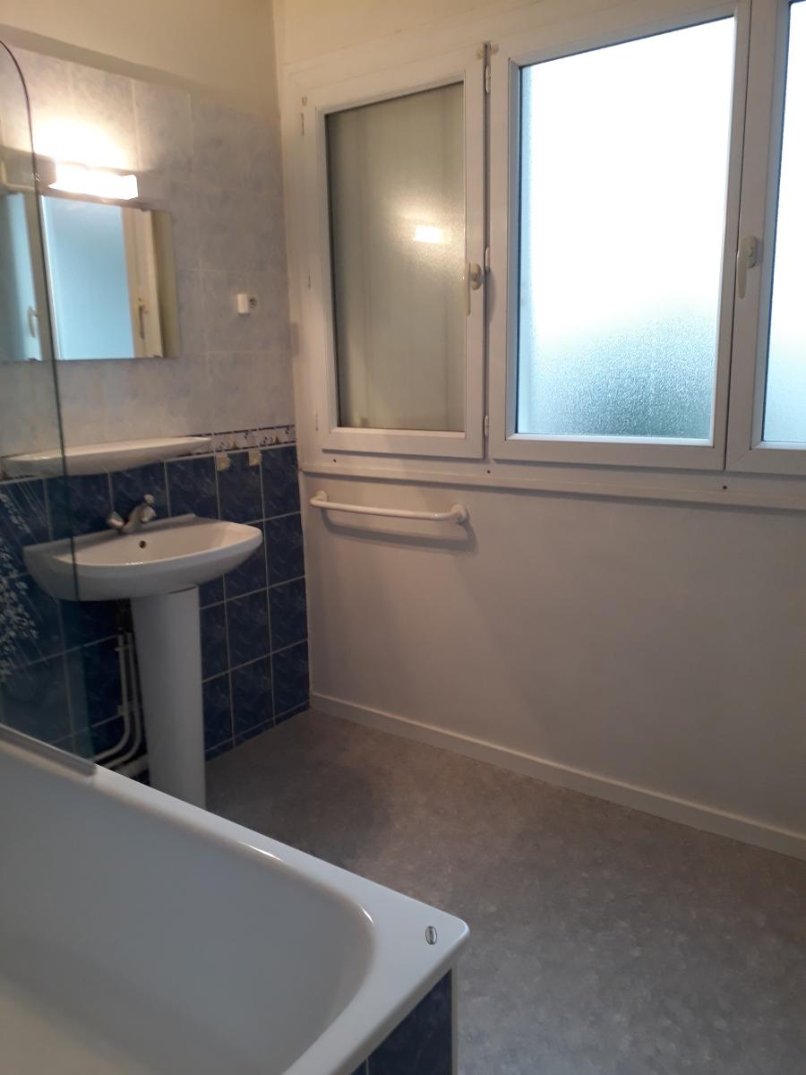 
																																							3 pièces - 
																																						3ème étage - 60m² - 815,74 € - Photo #3