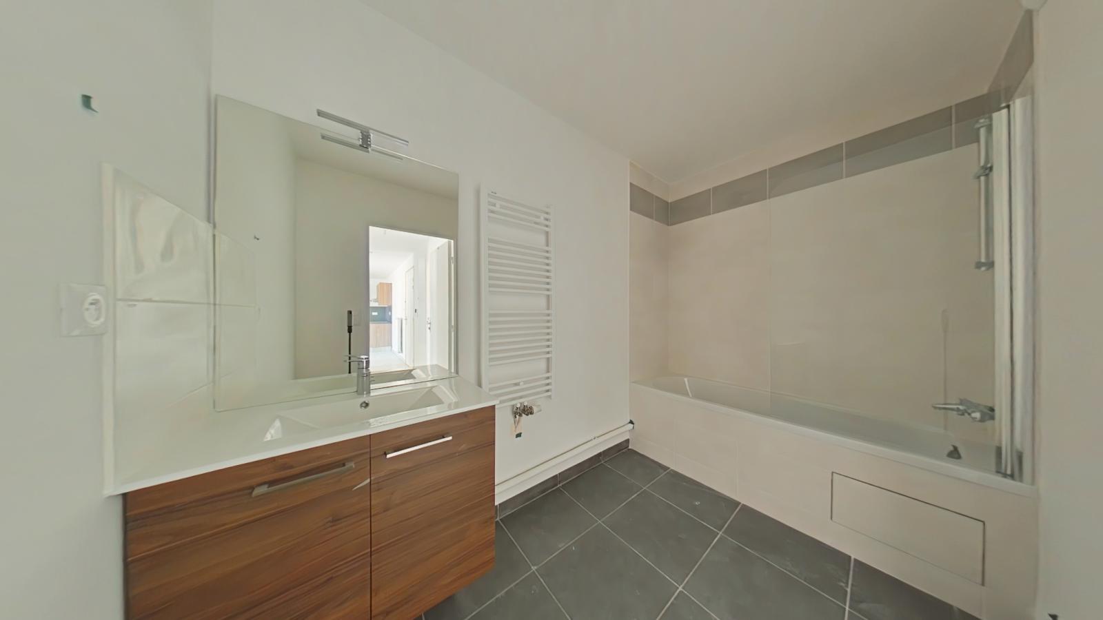 
																																							5 pièces - 
																																						2ème étage - 94m² - 1 398,08 € - Photo #5