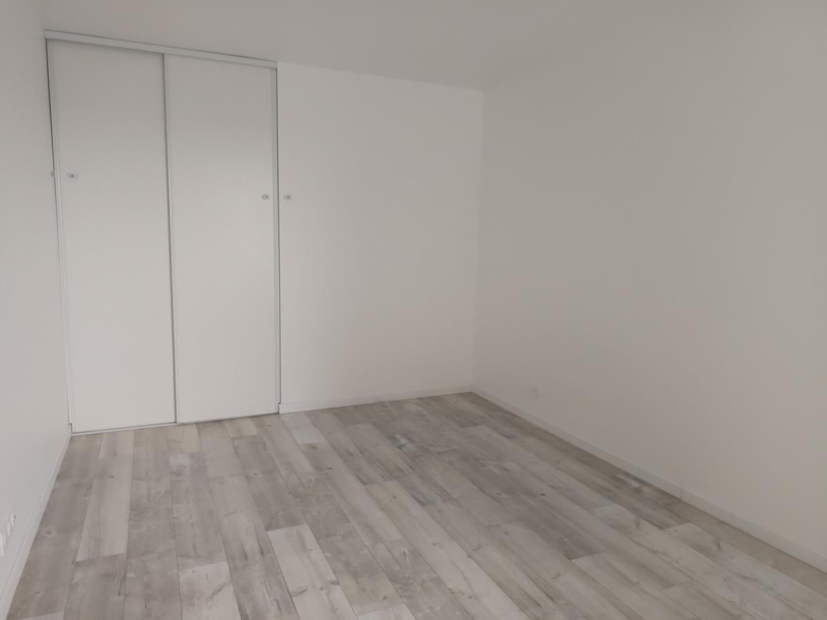 
																			2 pièces - 
																		5ème étage - 49m² - 1 213,98 € - Photo #7
