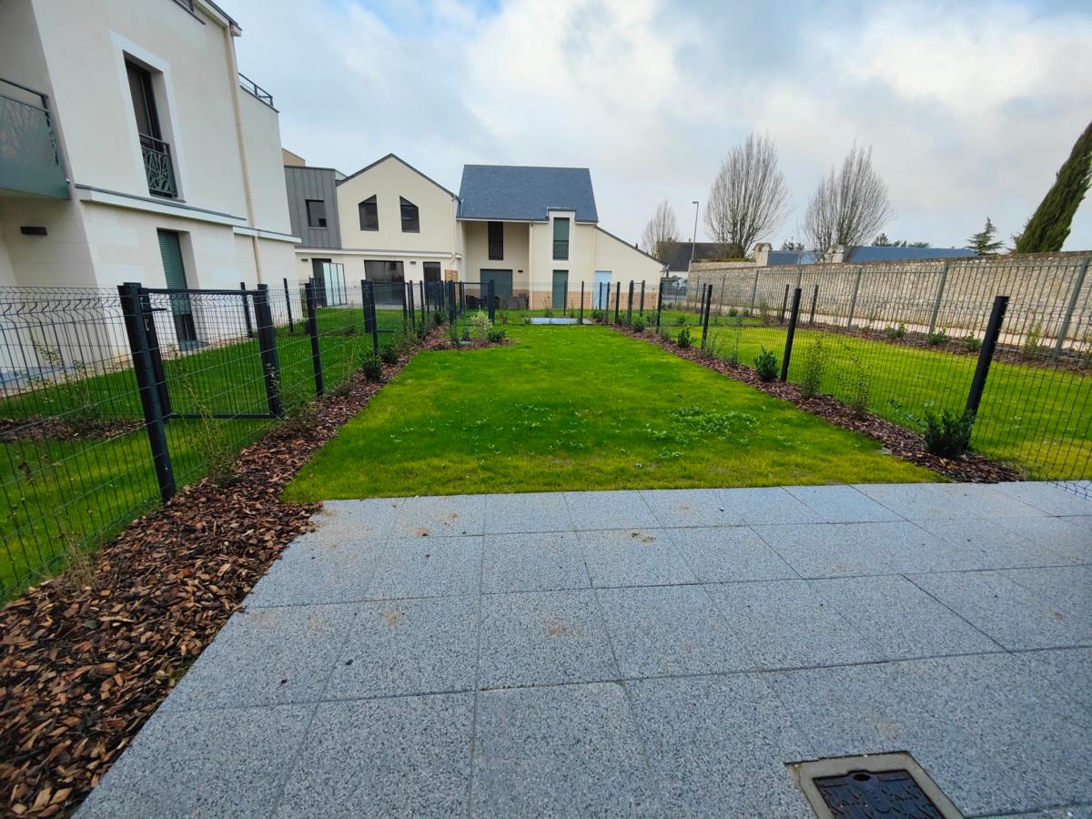 
																																							4 pièces - 
																																						RDC - 87m² - 1 035,89 € - Photo #6
