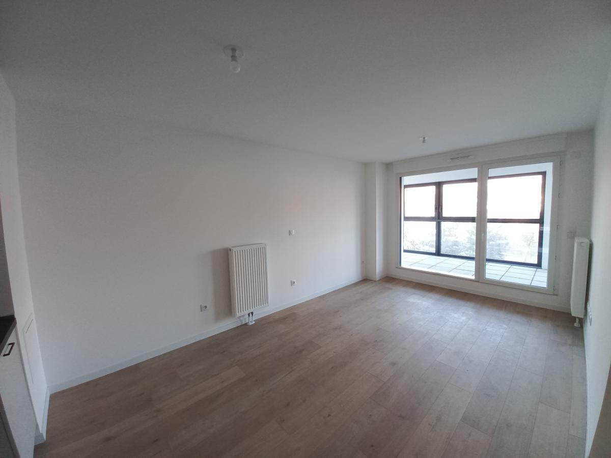 
																			3 pièces - 
																		4ème étage - 64m² - 838,32 € - Photo #3