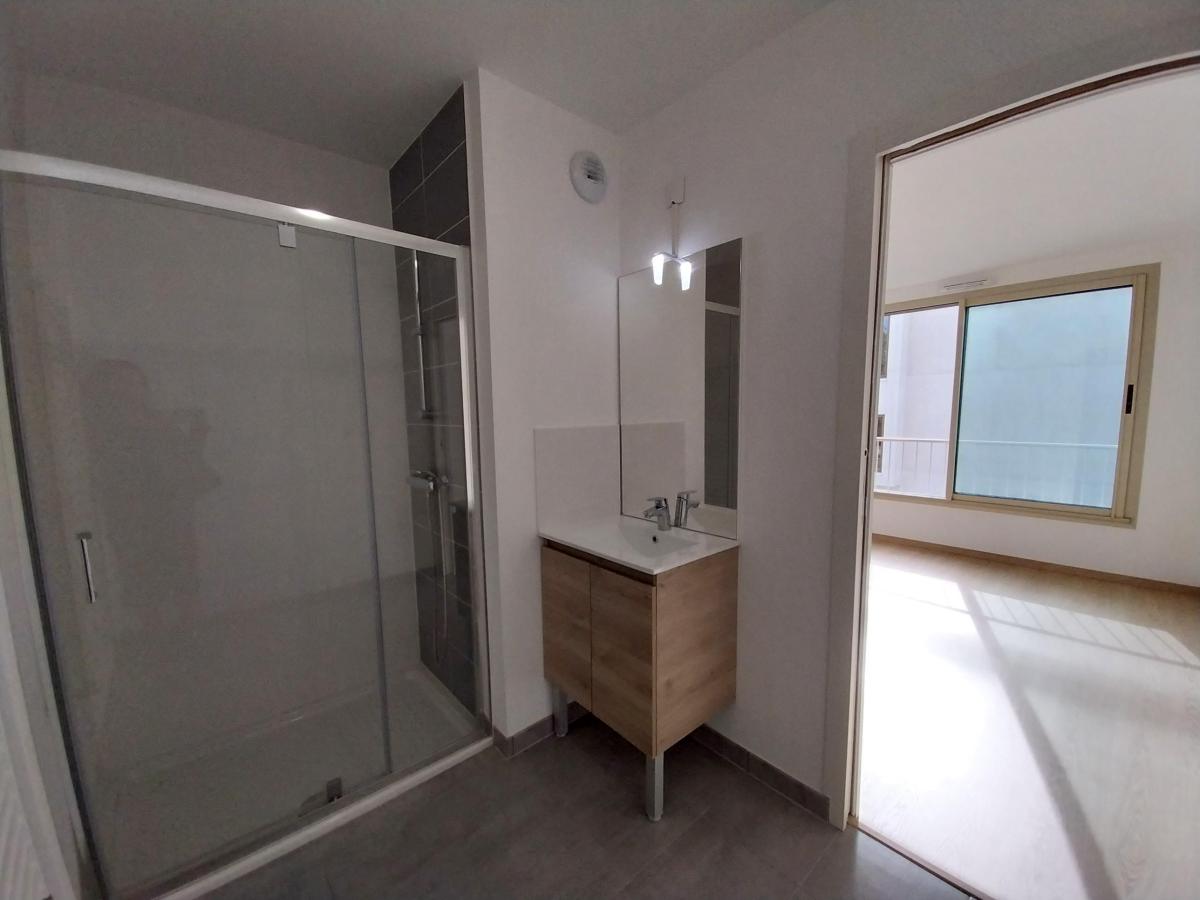 2 pièces - 2ème étage - 49m² - 850,03 € - Photo #7
