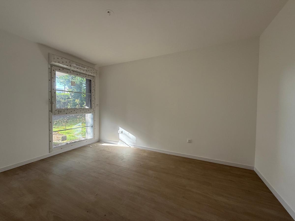 2 pièces - RDC - 43m² - 672,17 € - Photo #3