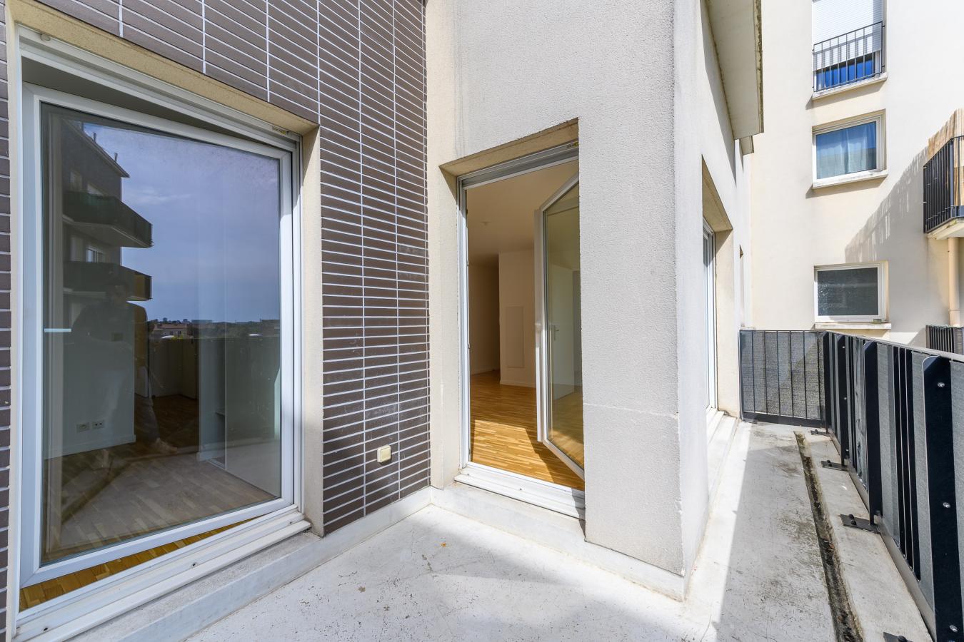 
																			4 pièces - 
																		3ème étage - 75m² - 1 571,87 € - Photo #7