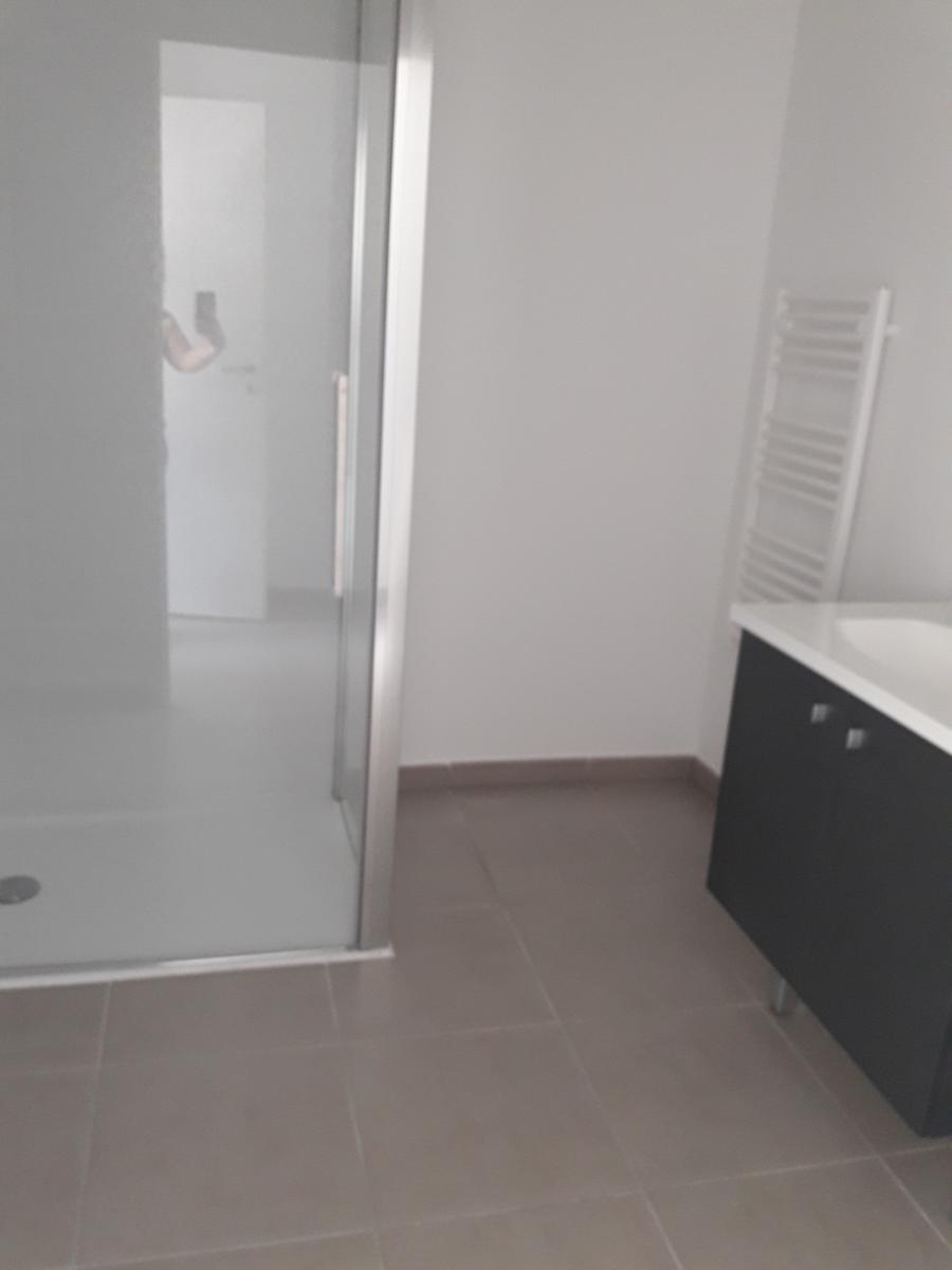 2 pièces - 7ème étage - 53m² - 870,76 € - Photo #3